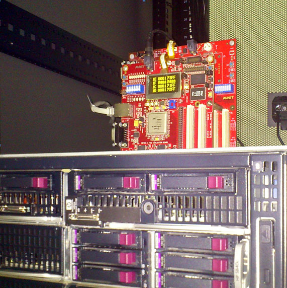 Експериментальний зразок конфігурованого комп'ютера, підключеного до HP Blade server C3000