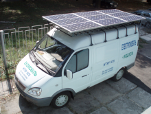 Фото гібридного екомобілю із застосуванням в якості джерел енергії сонячного випромінювання та біодизельного палива
